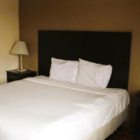 Oyo Hotel Tulsa Ok, I-44 Εξωτερικό φωτογραφία