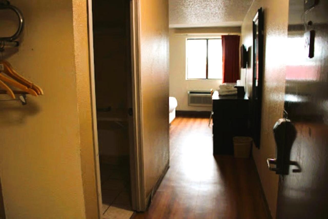 Oyo Hotel Tulsa Ok, I-44 Εξωτερικό φωτογραφία