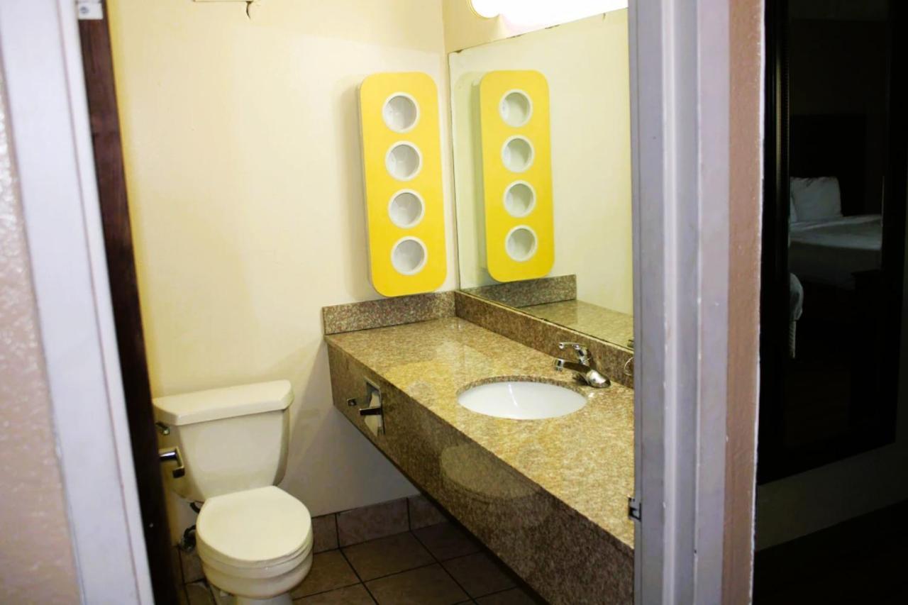 Oyo Hotel Tulsa Ok, I-44 Εξωτερικό φωτογραφία